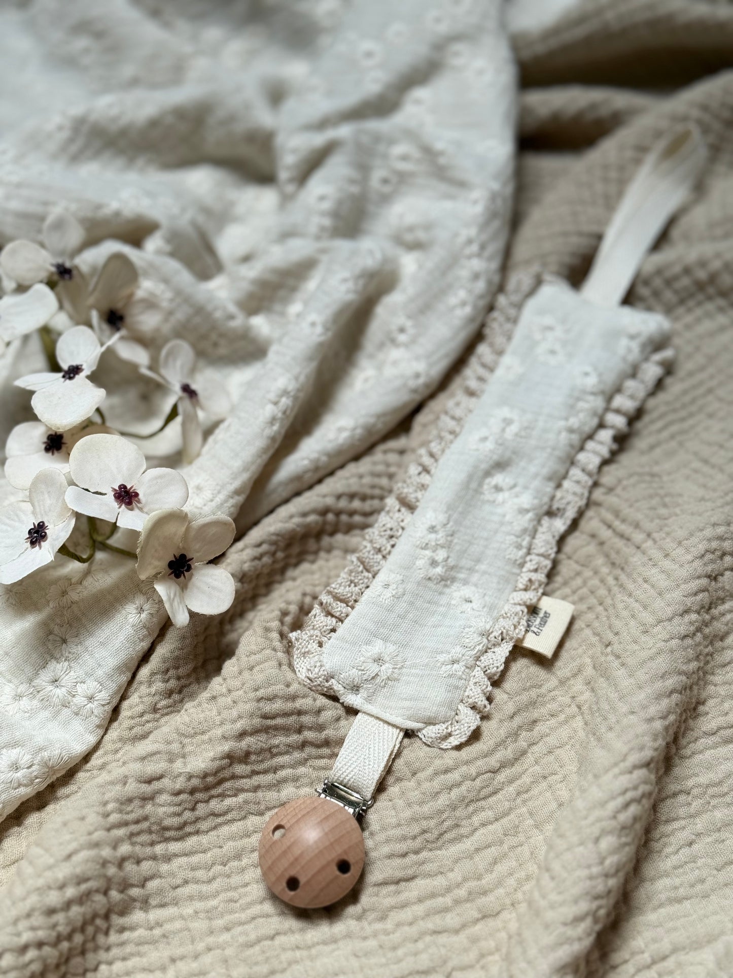 Speenkoord broderie | Kant