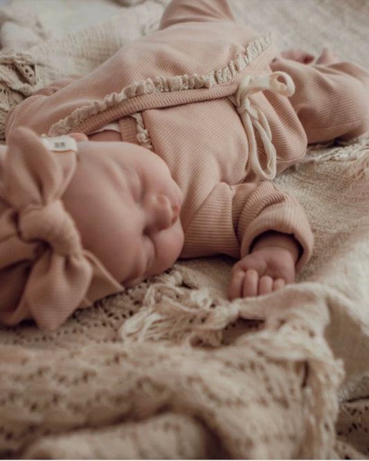 Beanie rib | Nude roze afbeelding 2 - Blossom & Feather