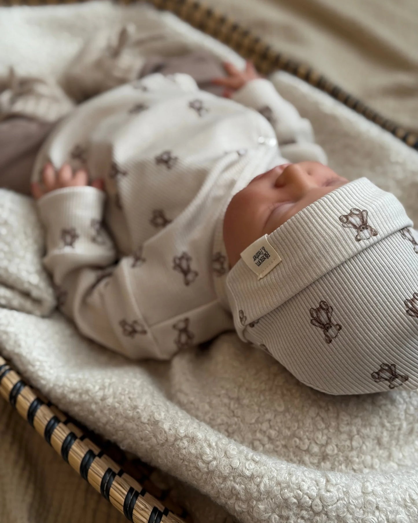 Overslagshirtje rib | Boris afbeelding 3 - Blossom & Feather