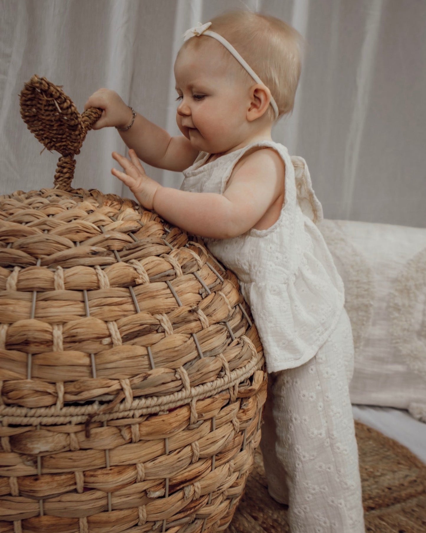 Wide leg | Broderie | Ecru afbeelding 4 - Blossom & Feather