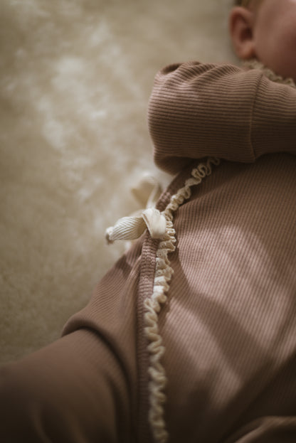 Boxpakje rib | Taupe | Kant