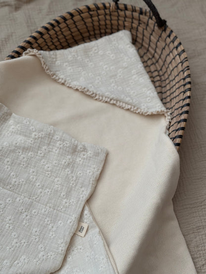Omslagdoek/wikkeldoek | 100% baby knit | Broderie