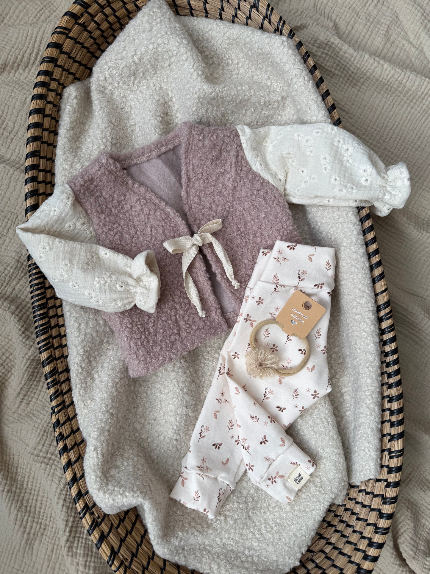 Teddy gilet | Embroidery | Old pink