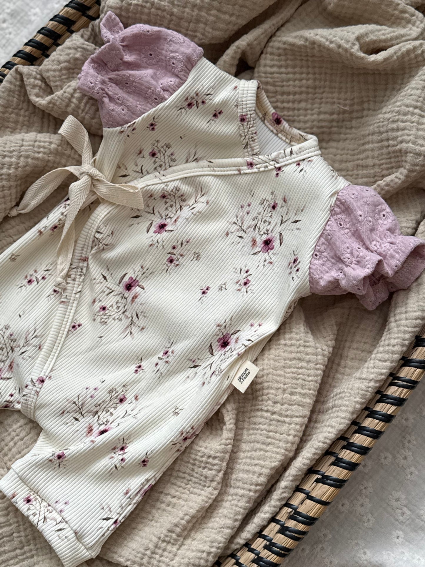 Zomer pakje | Kersenbloesem | Broderie pofmouwtjes