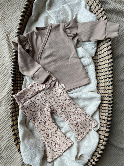 Flared rib | Livia
