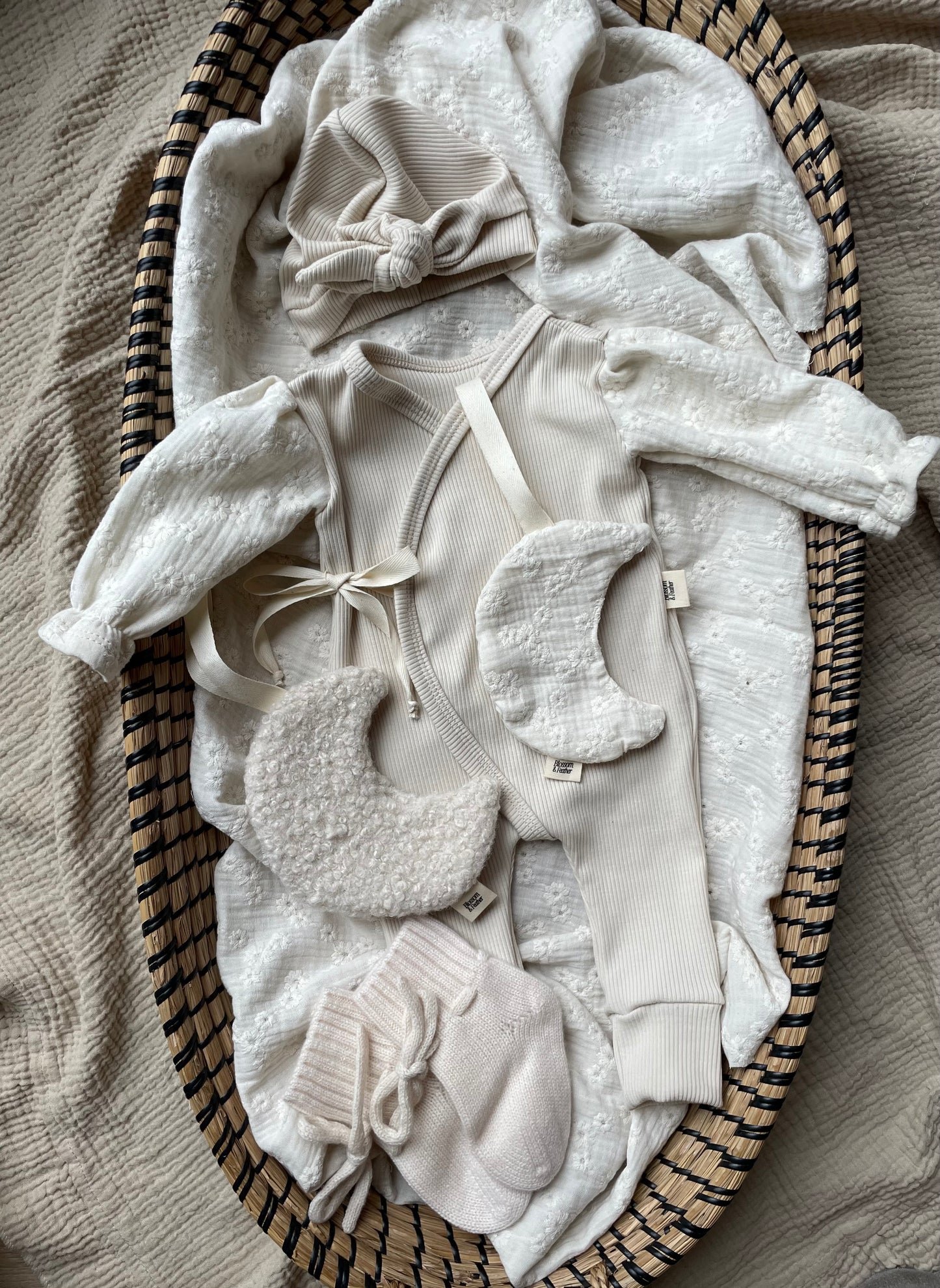 Ribbed playsuit | Cream | Broderie