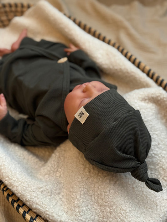 Bonnet noué en côte | Vert armée