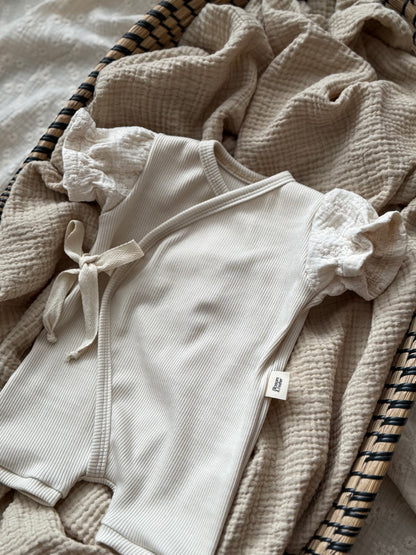 Zomer pakje | Broderie | Crème | Pofmouwtjes