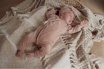 Ribbed playsuit | Nude pink | Lace