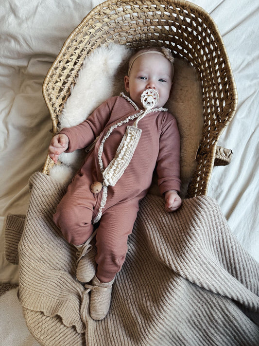 Ribbed playsuit | Clay pink | Lace