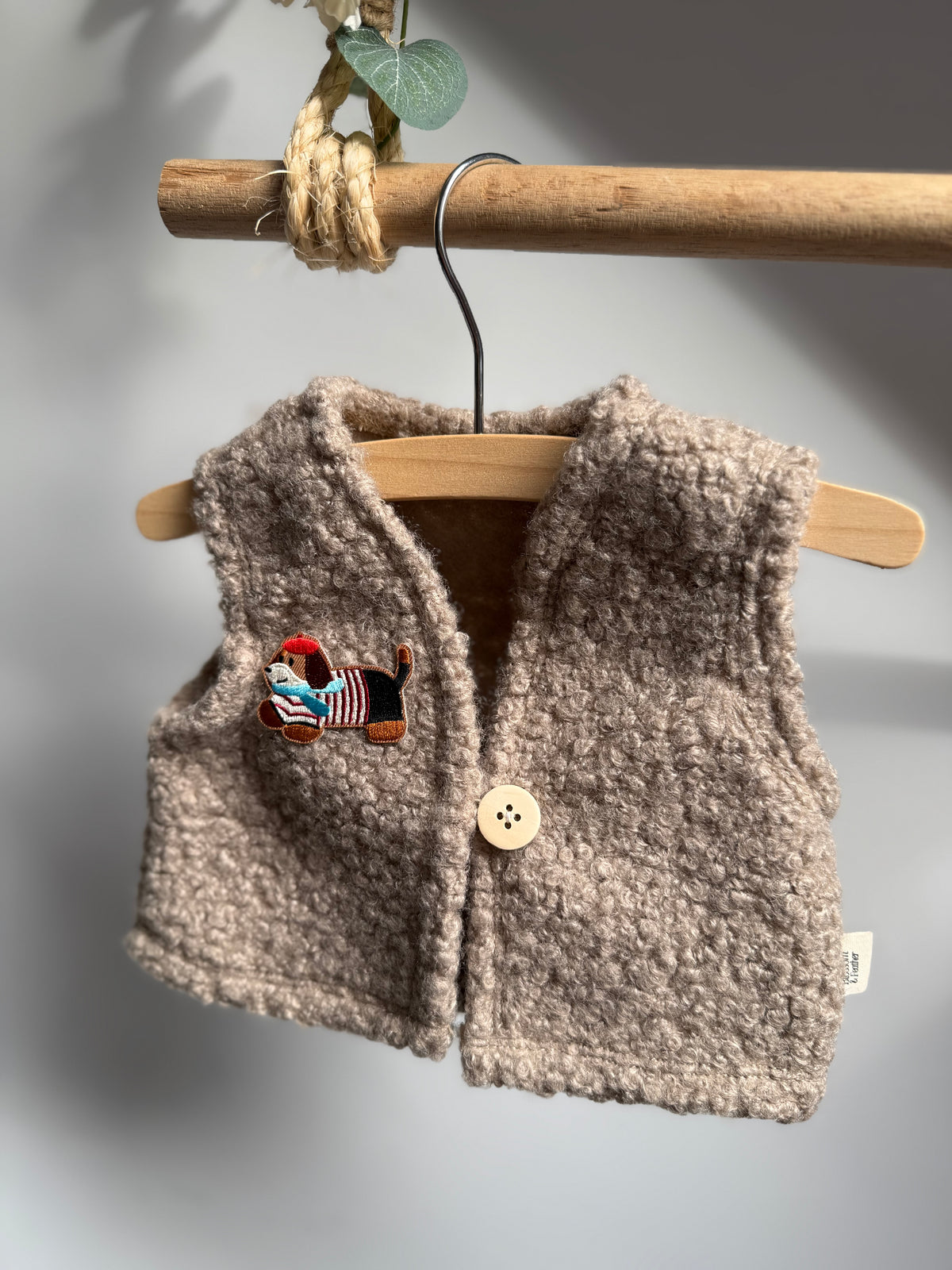 Teddy gilet | Taupe | Teckel • LIMITED EDITION