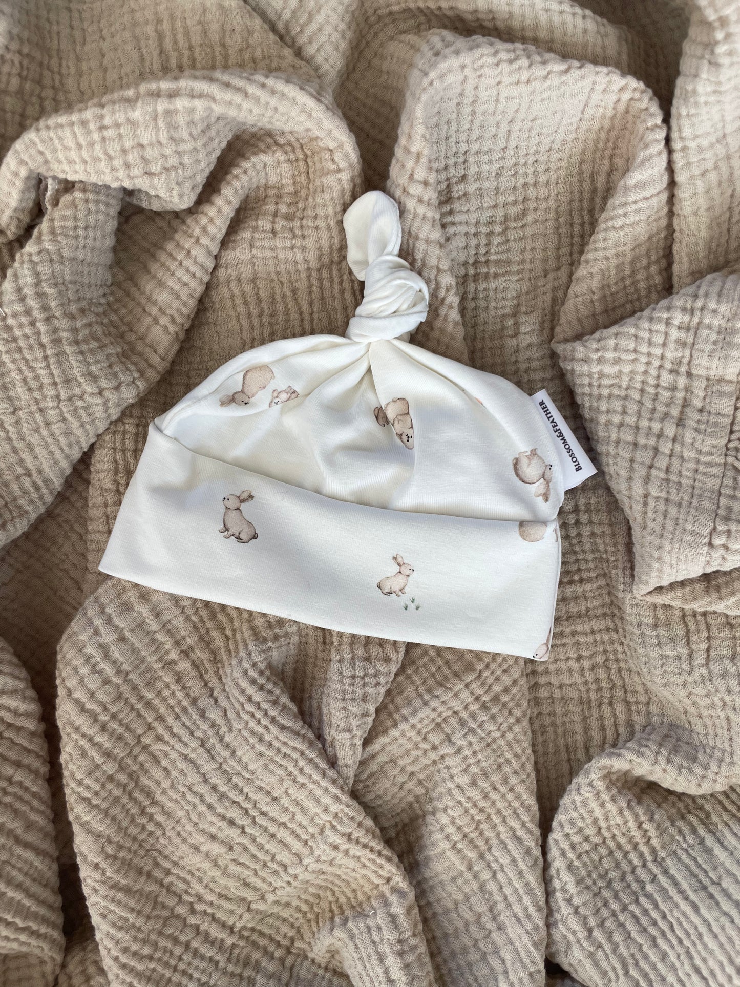 Knotted Hat | Bunnies