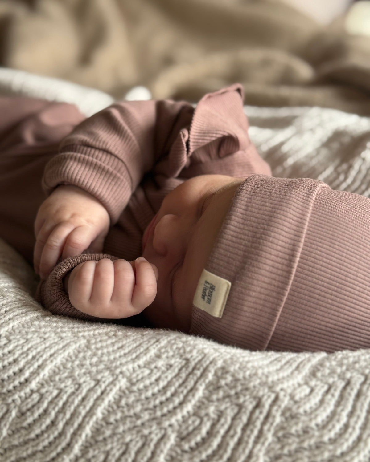 Ripp-Beanie | Mauve Bild 1 - Blossom & Feather