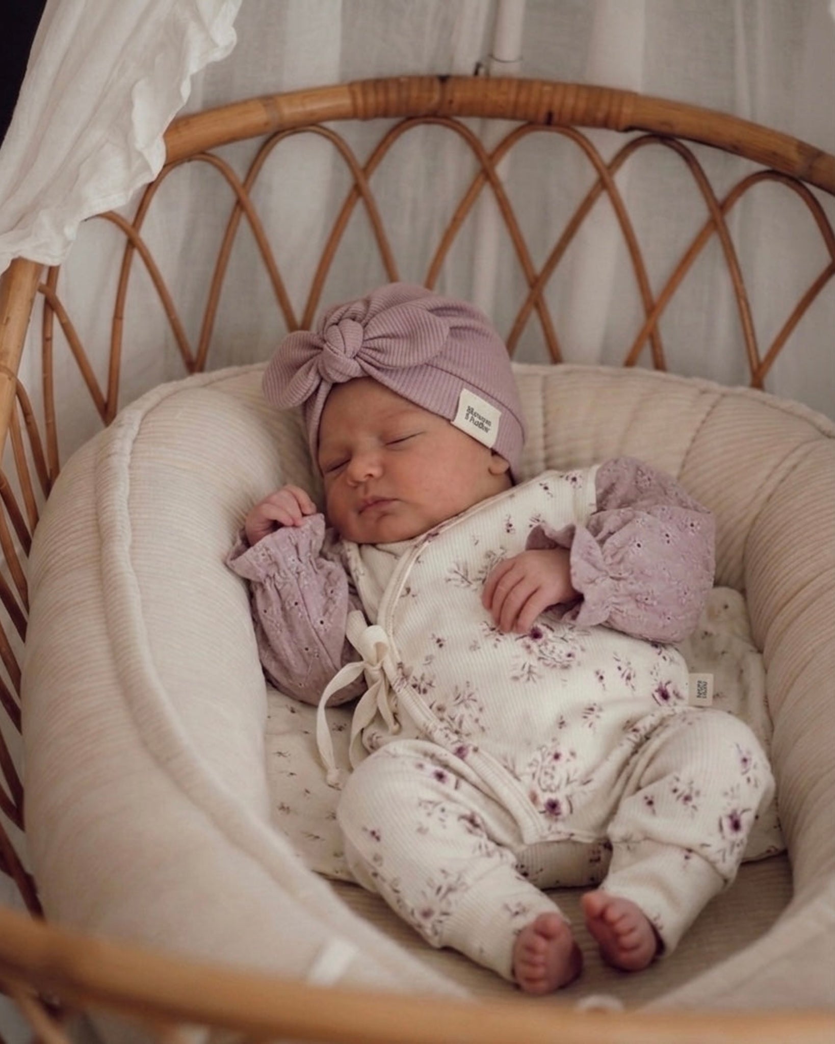 Boxpakje Kersenbloesem | Broderie | Oud roze afbeelding 1 - Blossom & Feather