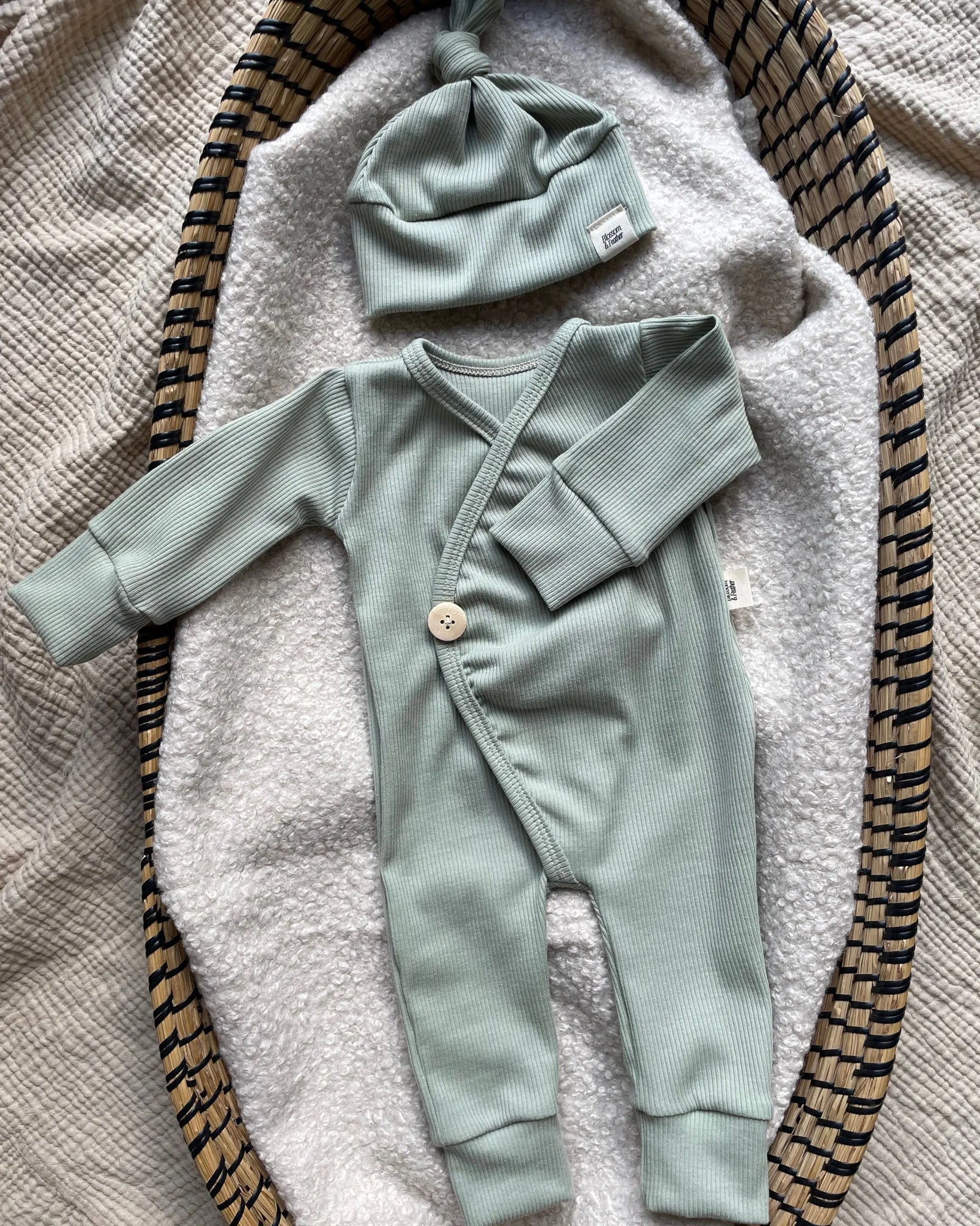 Boxpakje rib | Dusty Groen afbeelding 2 - Blossom & Feather