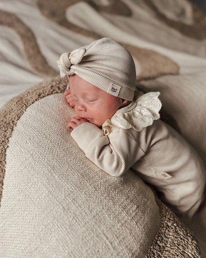 Boxpakje Liv | Cr�me rib | Kanten kraag afbeelding 2 - Blossom & Feather