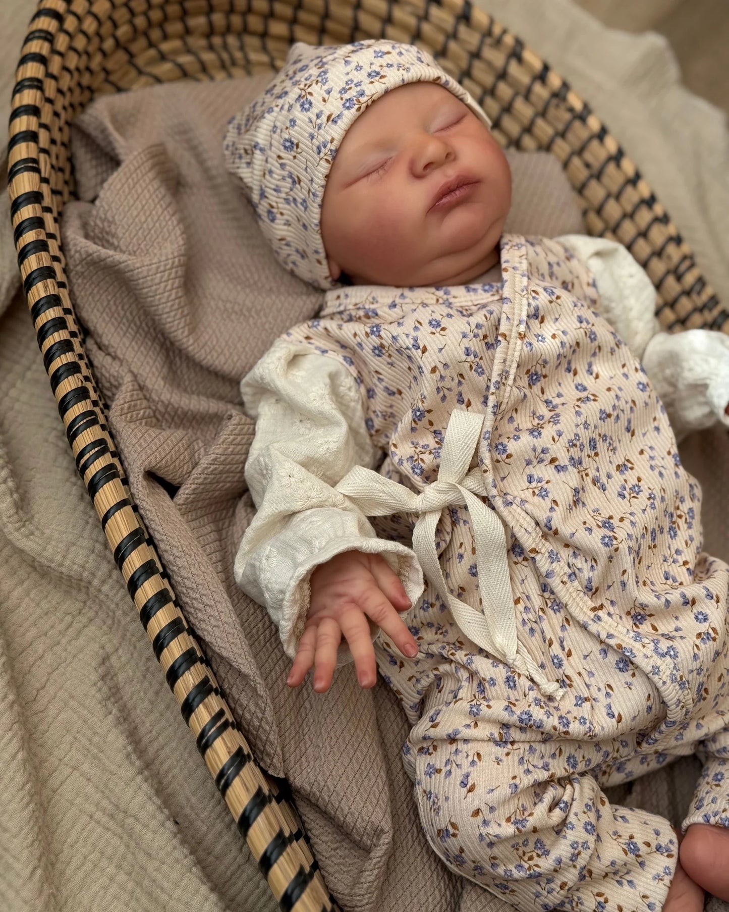 Boxpakje rib | Sofia | Broderie afbeelding 2 - Blossom & Feather