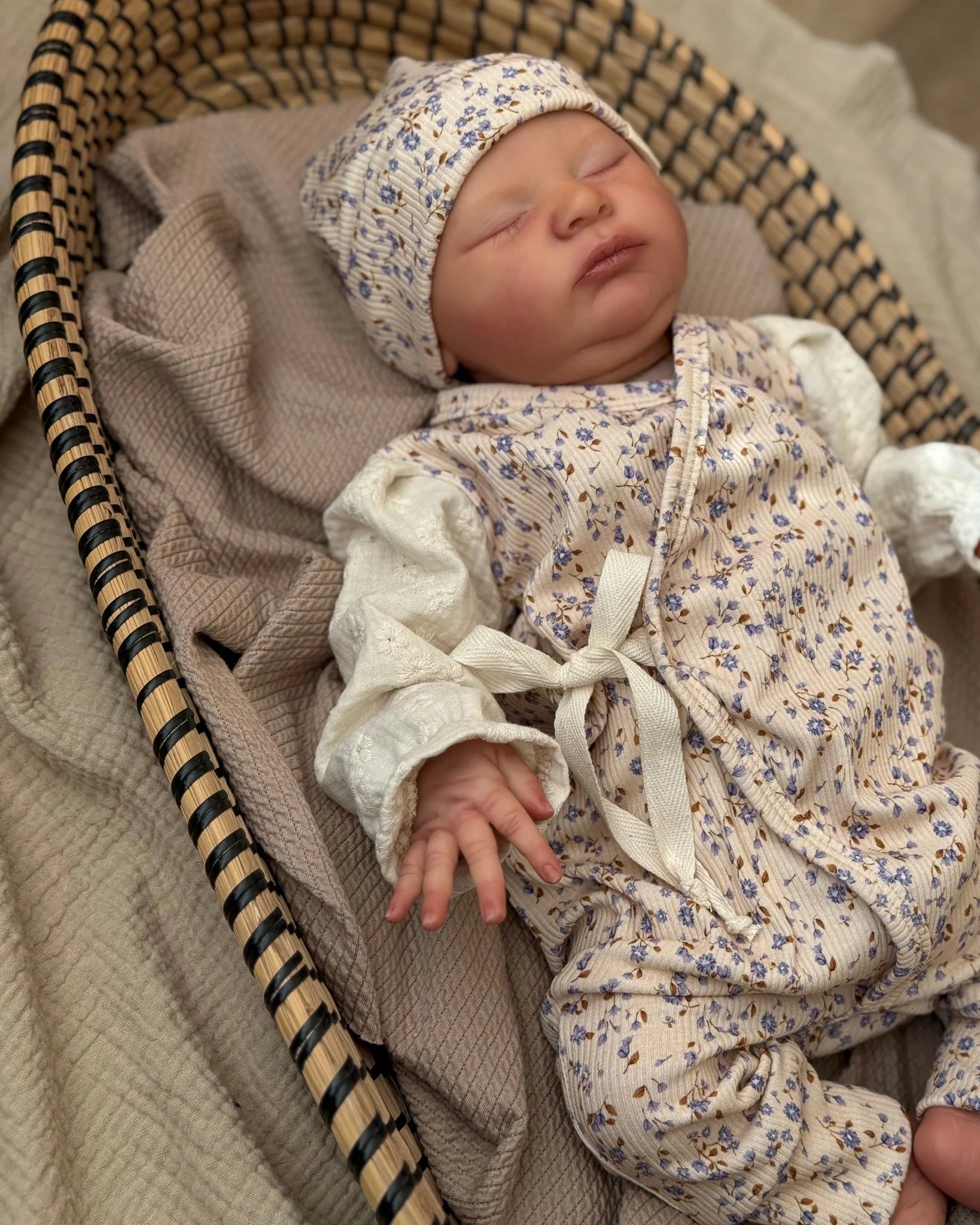 Boxpakje rib | Sofia | Broderie afbeelding 2 - Blossom & Feather