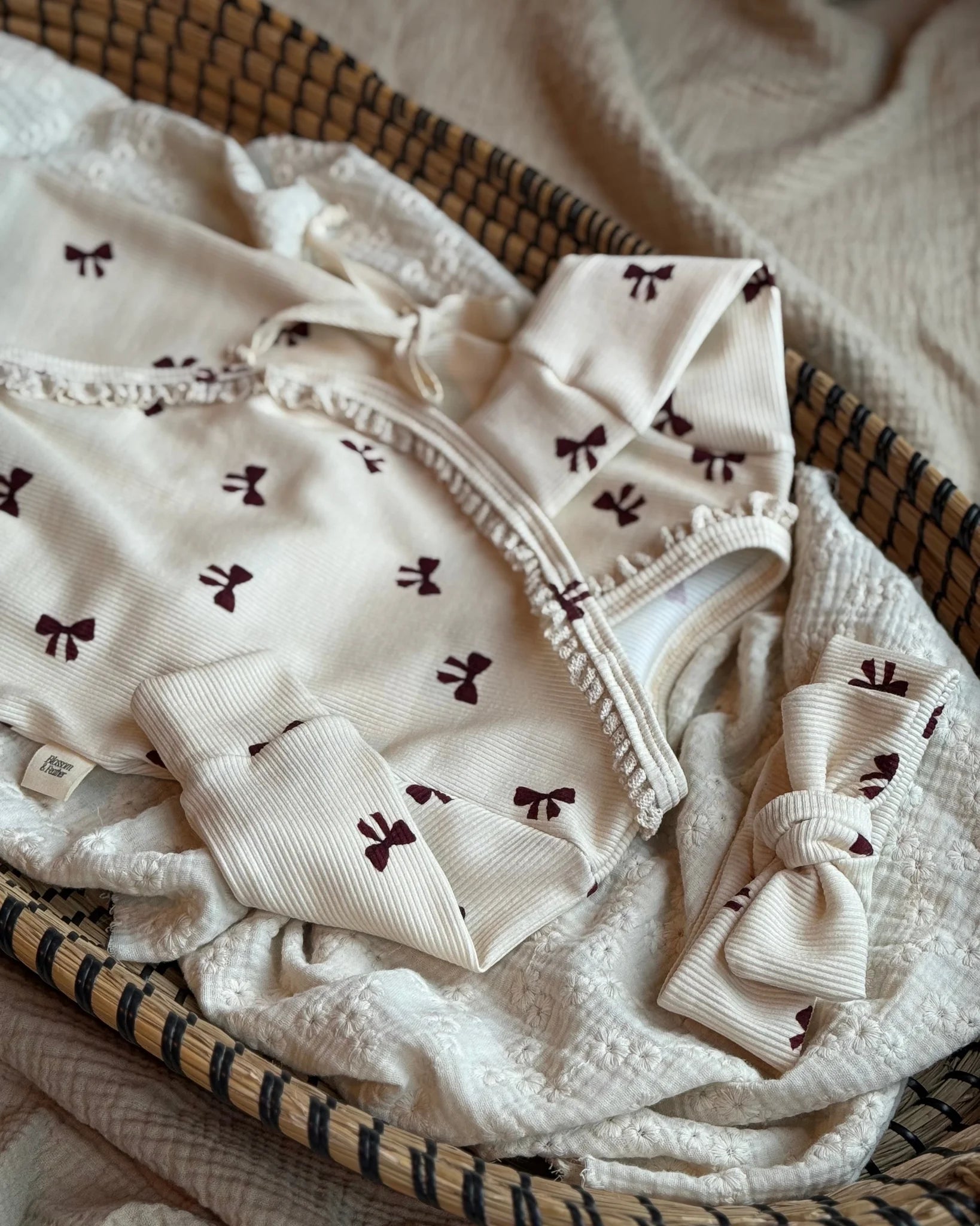 Boxpakje rib | Strikjes | Kant afbeelding 3 - Blossom & Feather