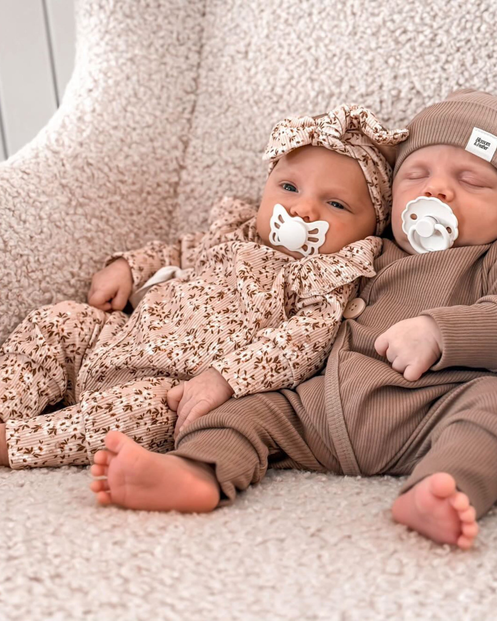 Boxpakje rib | Taupe afbeelding 7 - Blossom & Feather