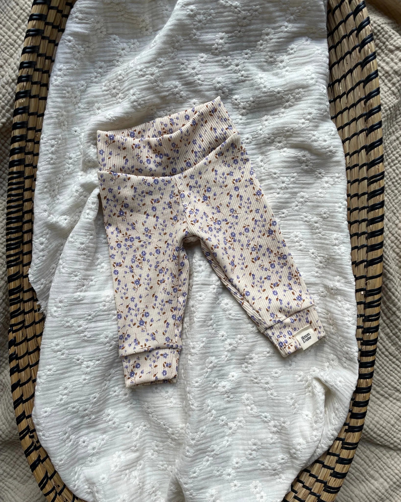 Broekje rib | Sofia afbeelding 1 - Blossom & Feather