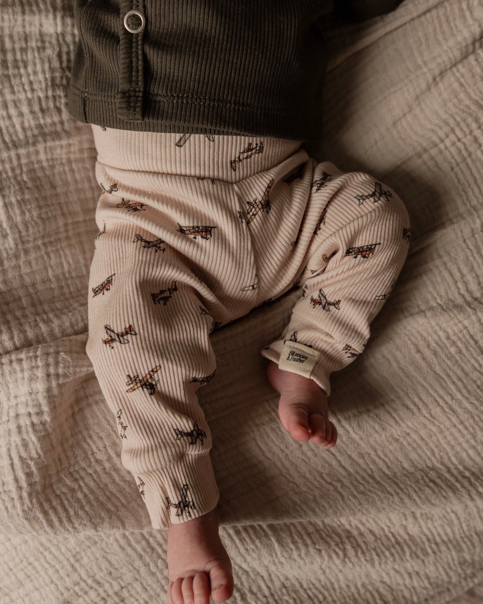 Broekje rib | Flynn afbeelding 1 - Blossom & Feather