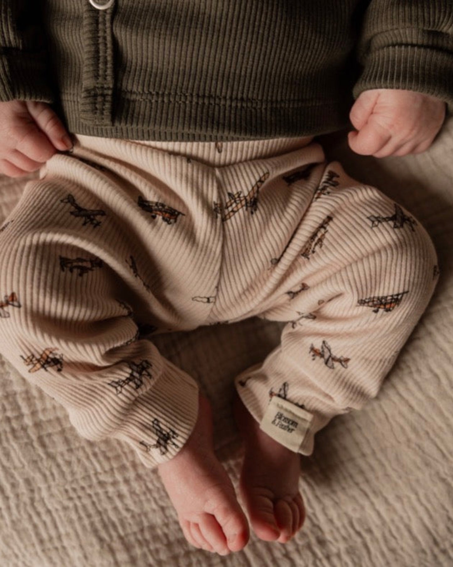 Broekje rib | Flynn afbeelding 2 - Blossom & Feather