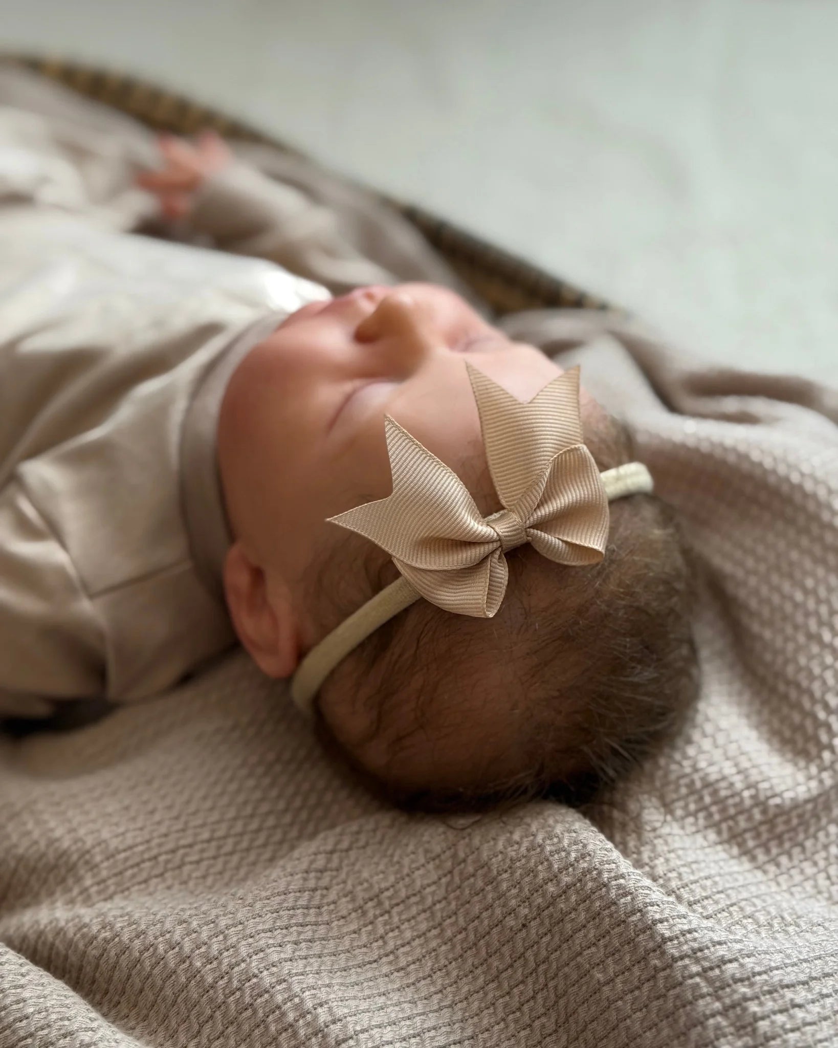 Haarbandje | Strikje | Beige . Op voorraad - Blossom & Feather