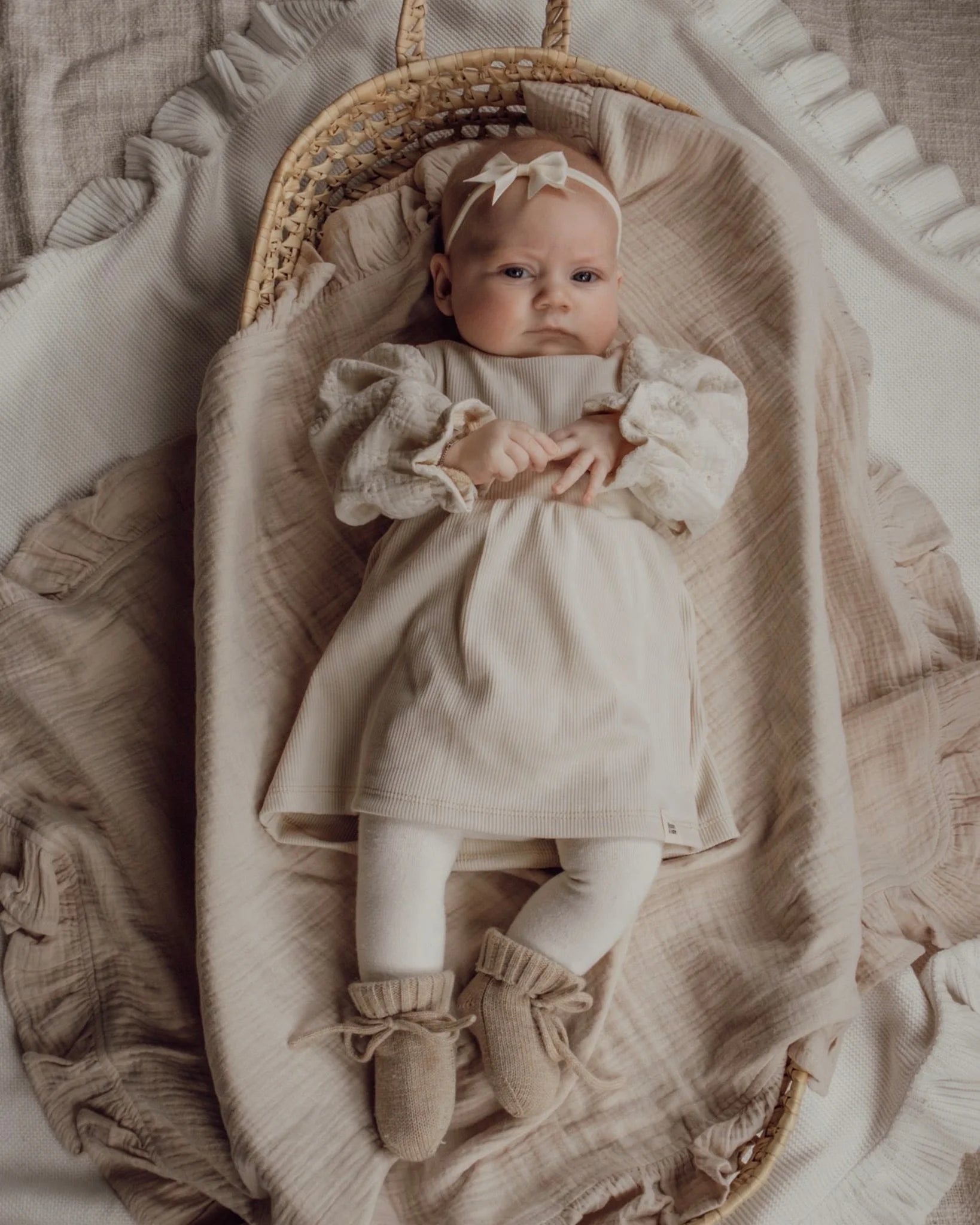 Jurkje rib | Broderie pofmouw afbeelding 1 - Blossom & Feather