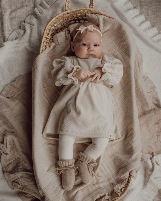 Jurkje rib | Broderie pofmouw afbeelding 1 - Blossom & Feather