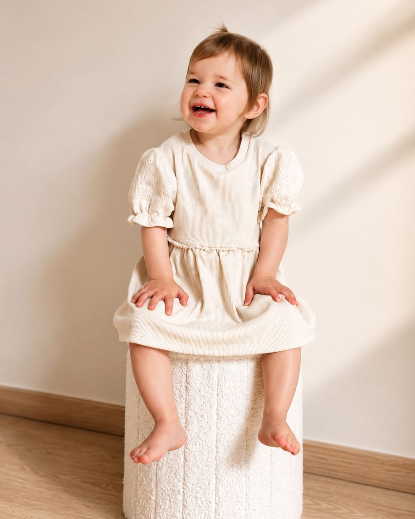 Jurkje rib | Crème | Broderie pofmouwtjes | Kant afbeelding 2 - Blossom & Feather