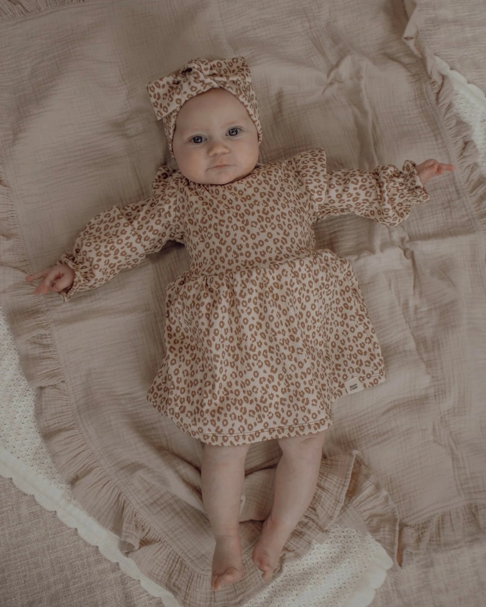 Jurkje rib | Luipaard | Ruffle afbeelding 1 - Blossom & Feather