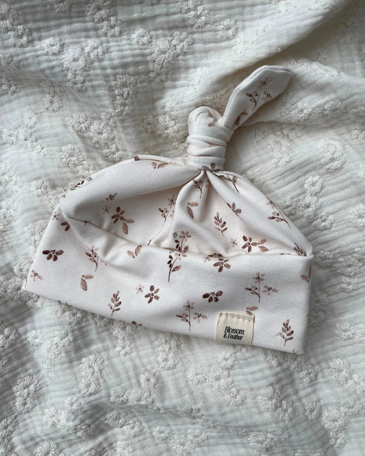 Knoopmutsje | Jula - Blossom & Feather