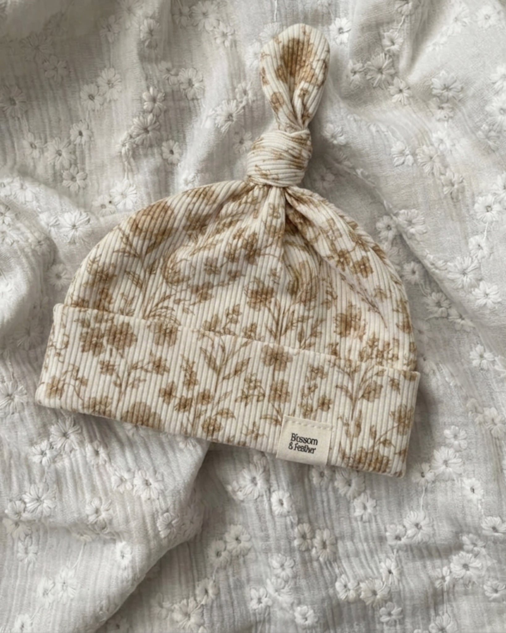 Knoopmutsje rib | Vintage bloem - Blossom & Feather