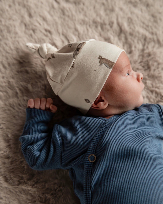 Knoopmutsje | Vosjes afbeelding 1 - Blossom & Feather