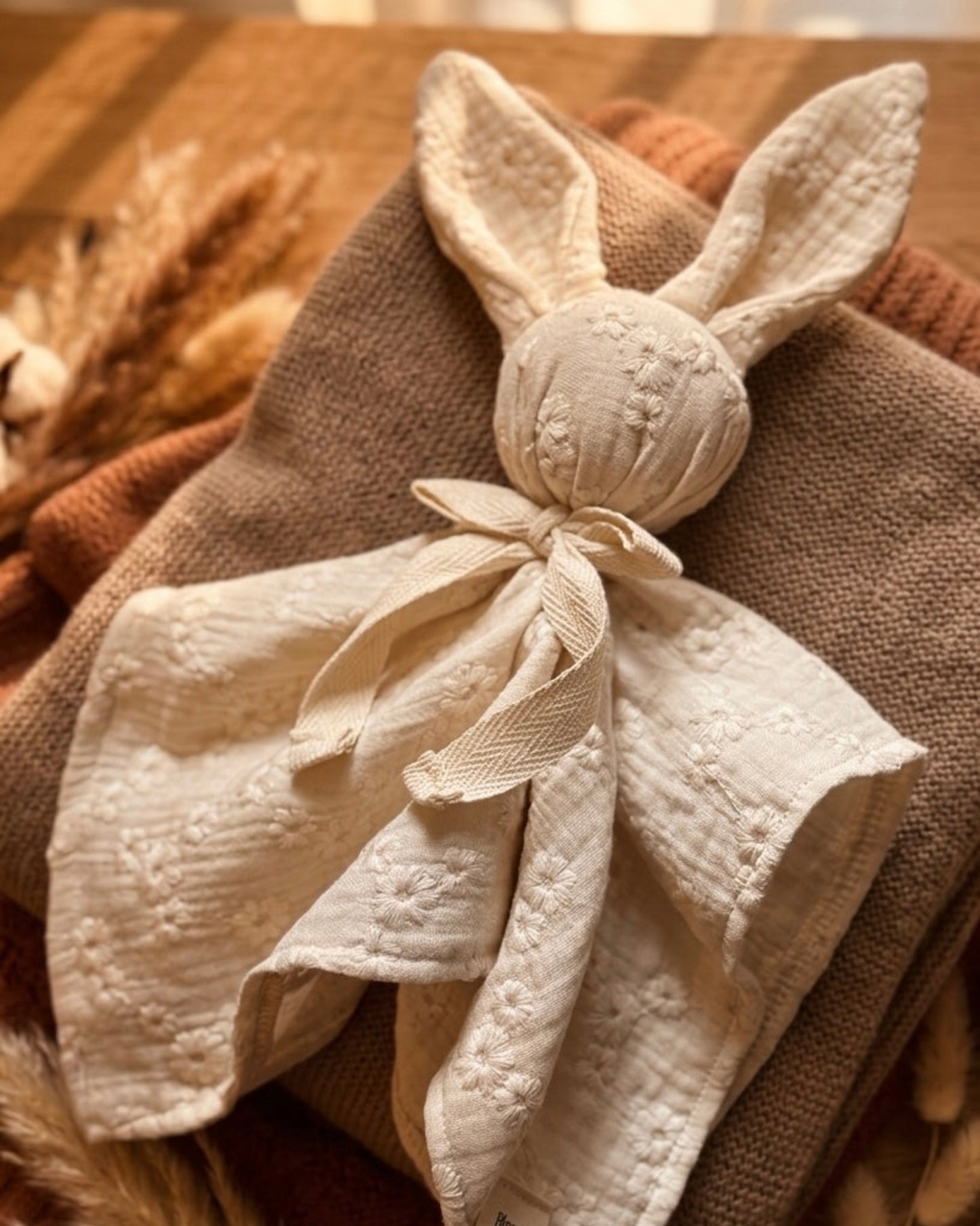 Knuffeldoekje konijn | Broderie afbeelding 1 - Blossom & Feather
