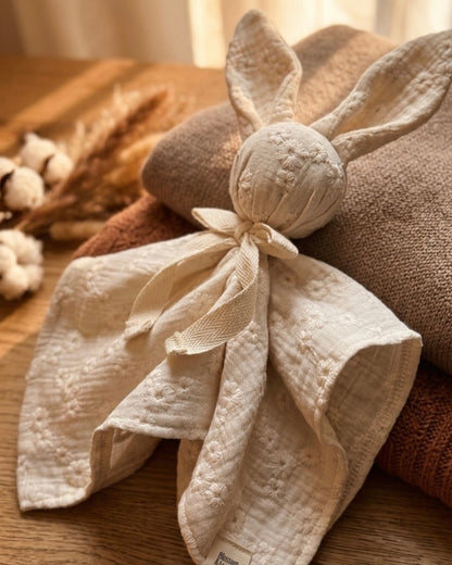 Knuffeldoekje konijn | Broderie afbeelding 2 - Blossom & Feather
