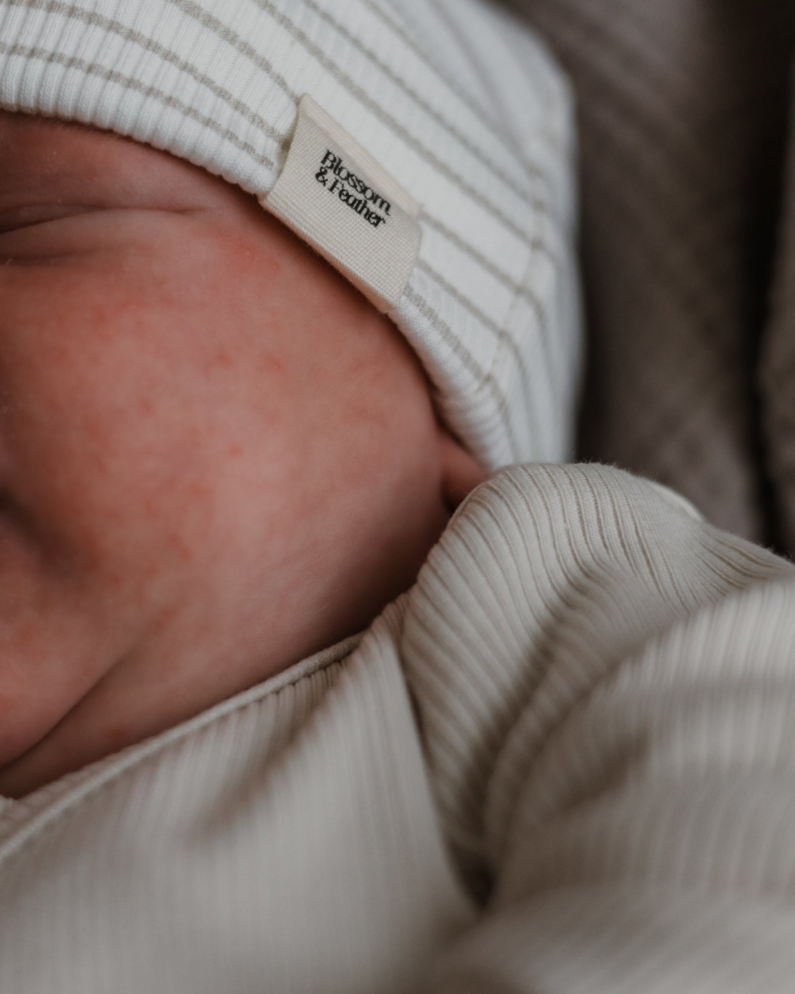 Beanie rib | Beige streepjes afbeelding 1 - Blossom & Feather