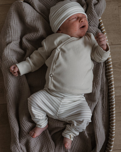 Beanie rib | Beige streepjes afbeelding 3 - Blossom & Feather