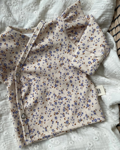 Overslagshirtje rib | Met of zonder ruffle | Sofia afbeelding 3 - Blossom & Feather