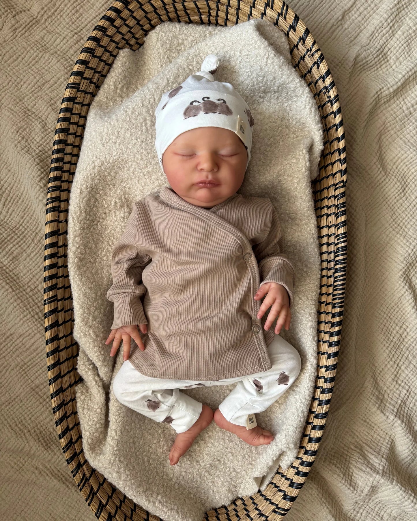 Overslagshirtje rib | Taupe afbeelding 2 - Blossom & Feather