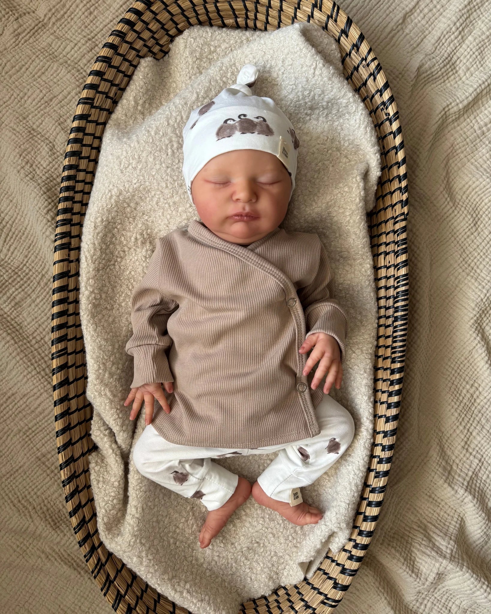 Overslagshirtje rib | Taupe afbeelding 2 - Blossom & Feather