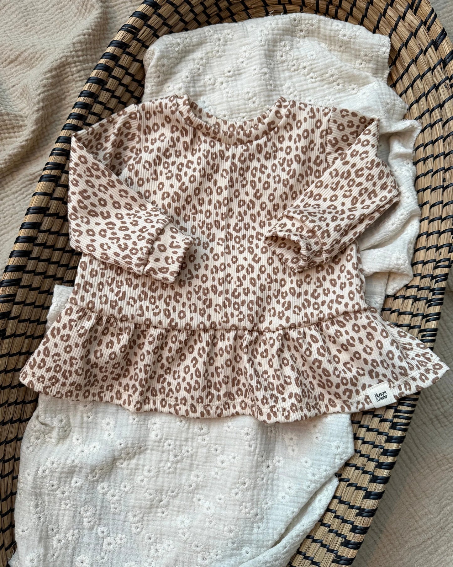 Peplum trui | Luipaard afbeelding 2 - Blossom & Feather