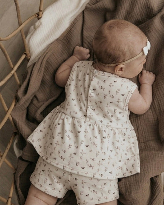 Shortje | Jula afbeelding 1 - Blossom & Feather