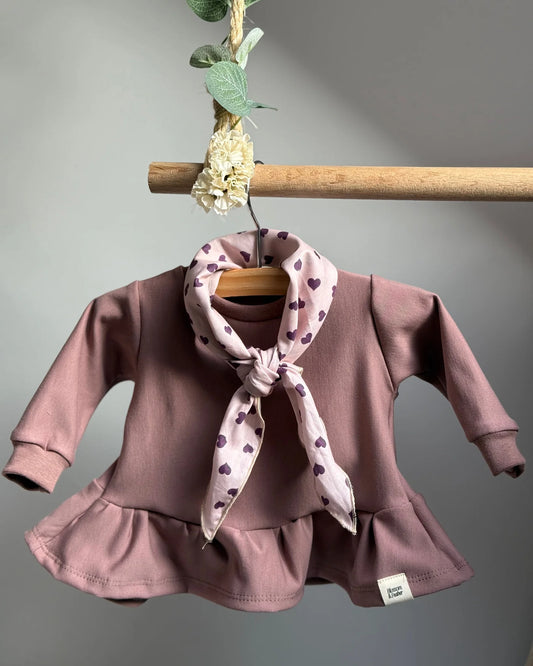 Bandana sjaaltje | Paarse hartjes . Op voorraad afbeelding 2 - Blossom & Feather