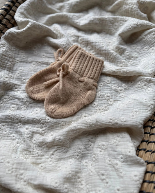 Slofjes | 100% Merino wol | Camel . Op voorraad afbeelding 2 - Blossom & Feather