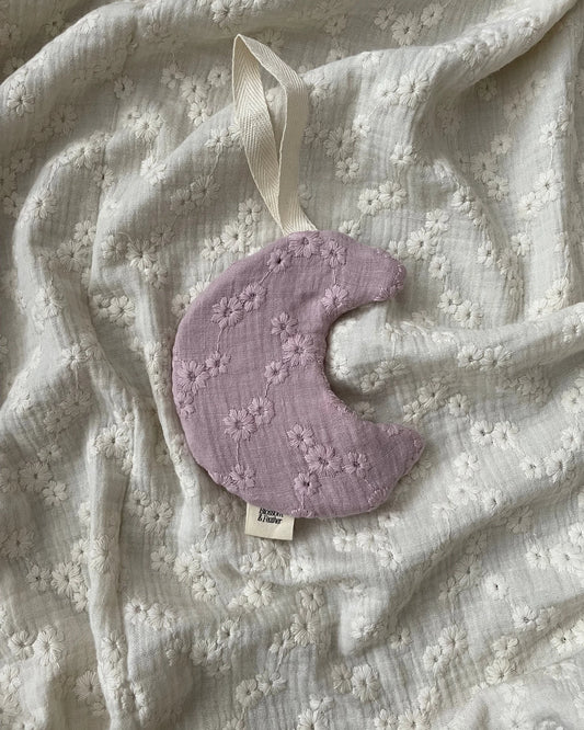 Speendoekje maan | Broderie | Oudroze . Op voorraad - Blossom & Feather