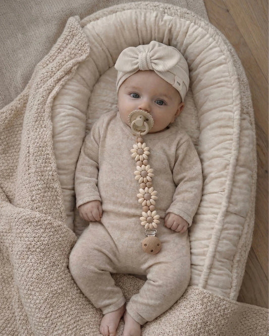 Speenkoord Daisy | Beige . Op voorraad afbeelding 1 - Blossom & Feather