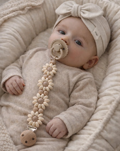 Speenkoord Daisy | Beige . Op voorraad afbeelding 3 - Blossom & Feather