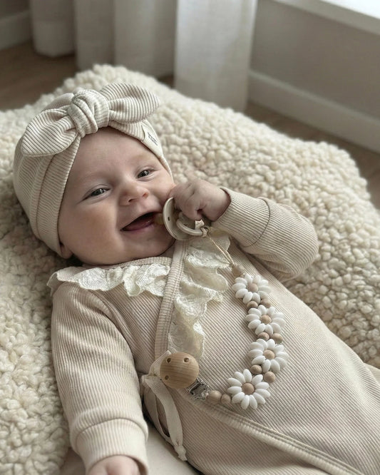 Speenkoord Daisy | Wit . Op voorraad afbeelding 1 - Blossom & Feather